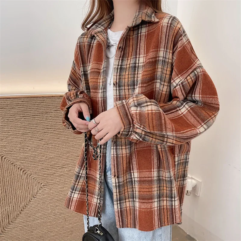 Flannel Plaid Shirt Women Long Sleeve Collared Button Down Oversized Check Blouse Shacket Female Street Style Casual Outfit
