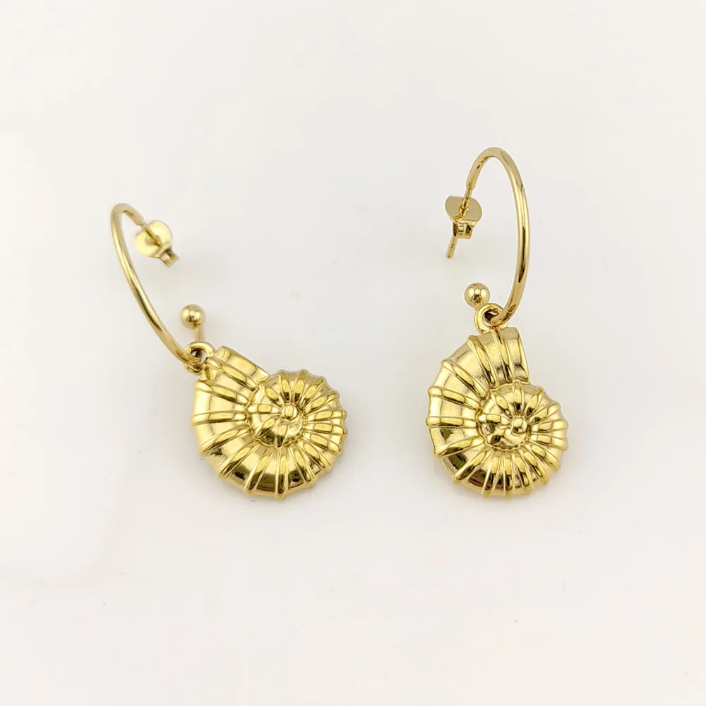 New In Hot 316 Stainless Steel Gold Plated Fish Earrings Woman Sea Animal Pendant Hoop Earrings