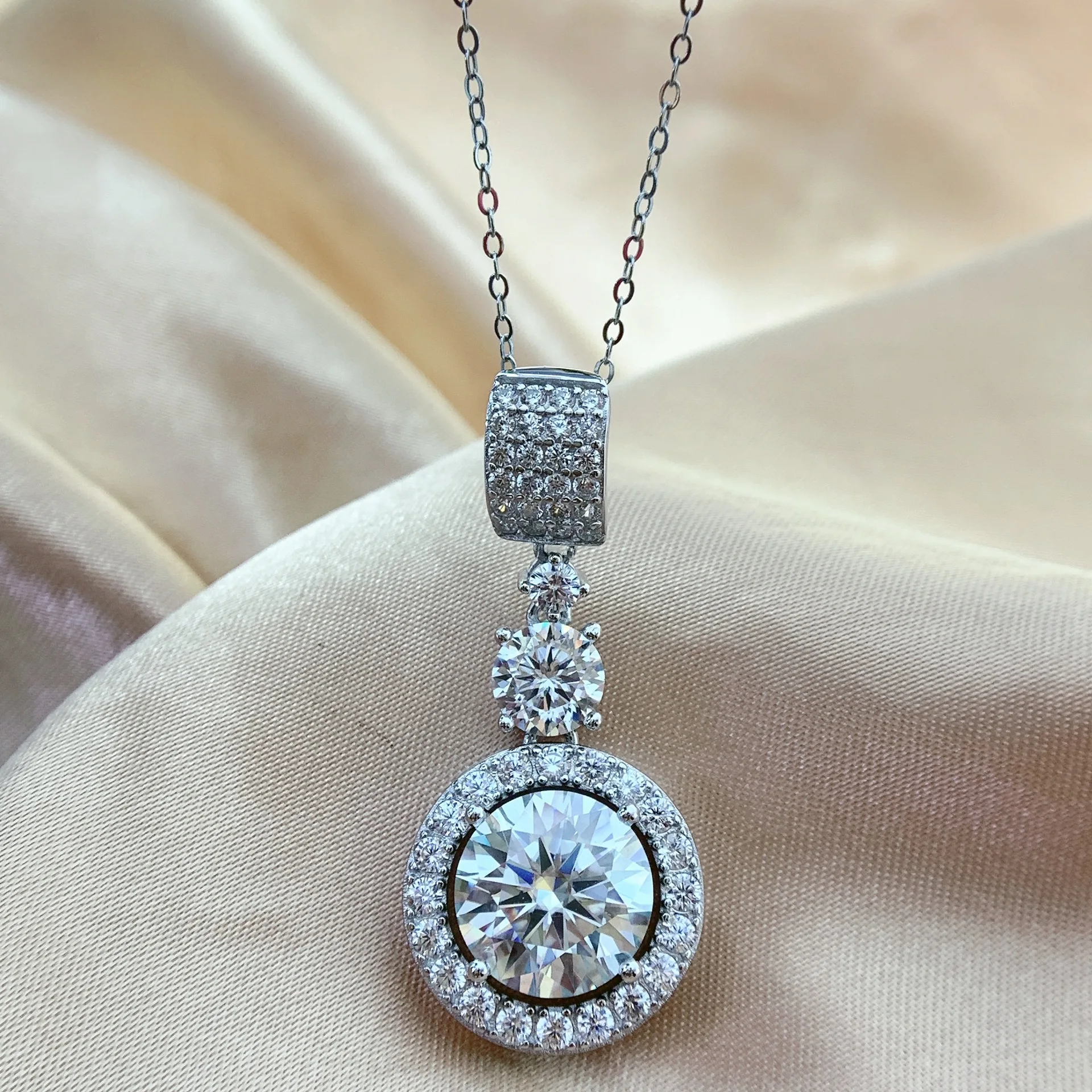 5ct Moissanite Diamond Pendant Necklace with Certificate Blue Green Pink Color Round Shape D Color VVS Moissanite Jewelry Gift