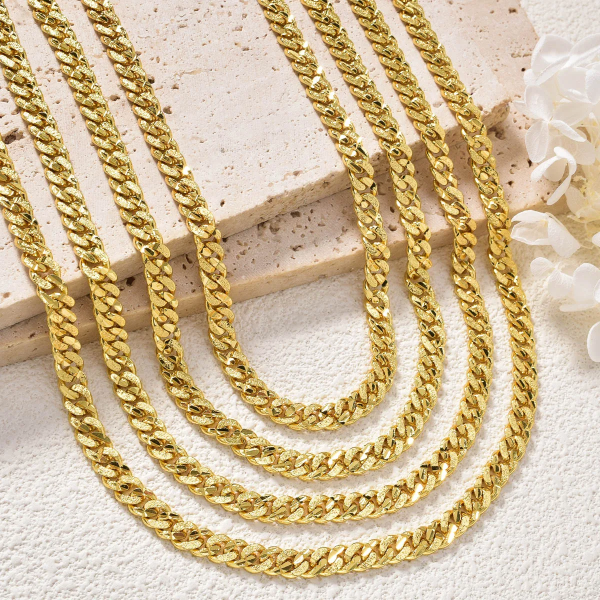 Italian 750 Cuban Chain Necklace For Men And Women Luxurious 18k Gold-Plated Hip-Hop Punk Suitable For Parties New Year Jewelry