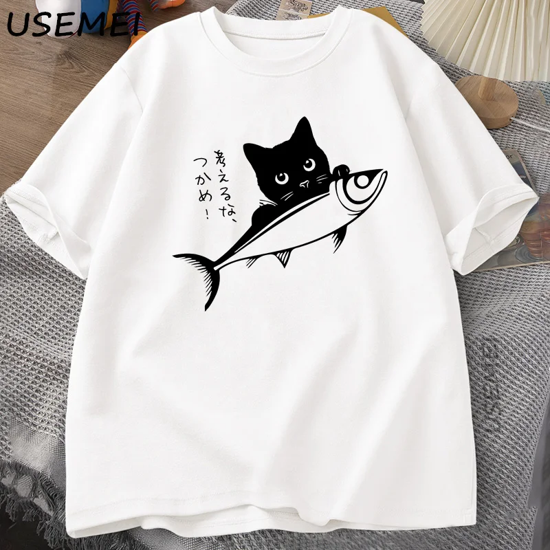 Black Cat T-Shirt Funny Japanese Fish Tshirt Kawaii Cat Lover T Shirt Women Men Graphic T Shirts Summer Cotton Tops Clothing