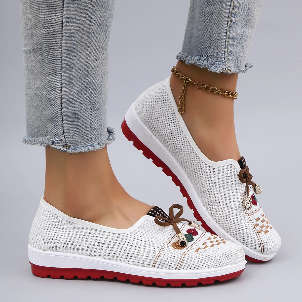 Spring New Women's Casual Sports Shoes Comfortable, Breathable, Lightweight, Wear Resistant Lazy Shoes, Soft Soled Flat Shoes
