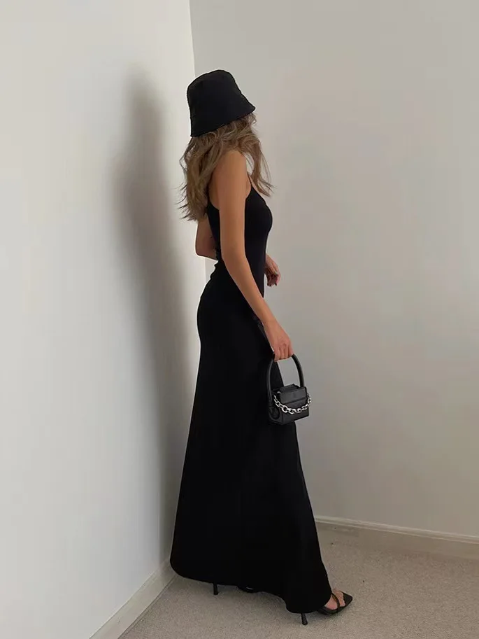Women's Slim-Fit Halter Neck Midi Dress Elegant Bodycon Long Summer Dress Sexy Spaghetti Strap Beach Party Wear
