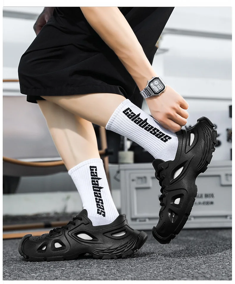 2025 New Trendy Men's Sandals Outdoor Wear Thickened Anti-slip Wear-resistant Fashion EVA Moulded Couples Clog Shoes Wholesale