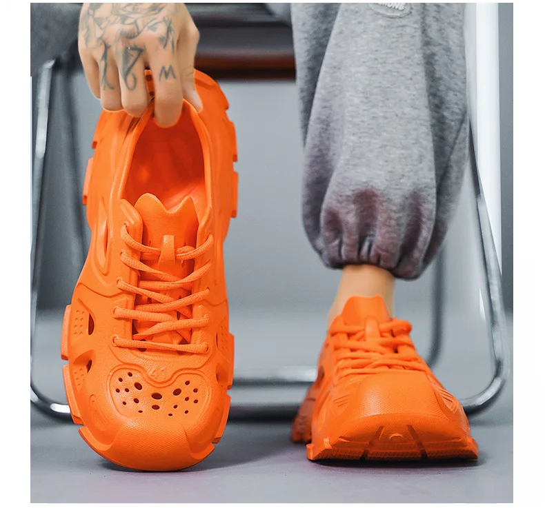 2025 New Trendy Men's Sandals Outdoor Wear Thickened Anti-slip Wear-resistant Fashion EVA Moulded Couples Clog Shoes Wholesale
