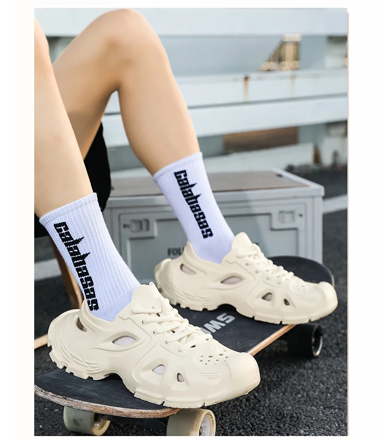 2025 New Trendy Men's Sandals Outdoor Wear Thickened Anti-slip Wear-resistant Fashion EVA Moulded Couples Clog Shoes Wholesale