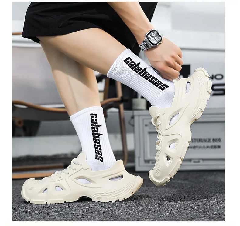2025 New Trendy Men's Sandals Outdoor Wear Thickened Anti-slip Wear-resistant Fashion EVA Moulded Couples Clog Shoes Wholesale