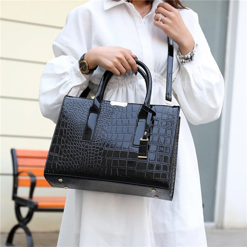 Patent Leather Women Messenger Bags Crocodile Female Crossbody Shoulder Hand Bags for Women High Quality Ladies Handbags