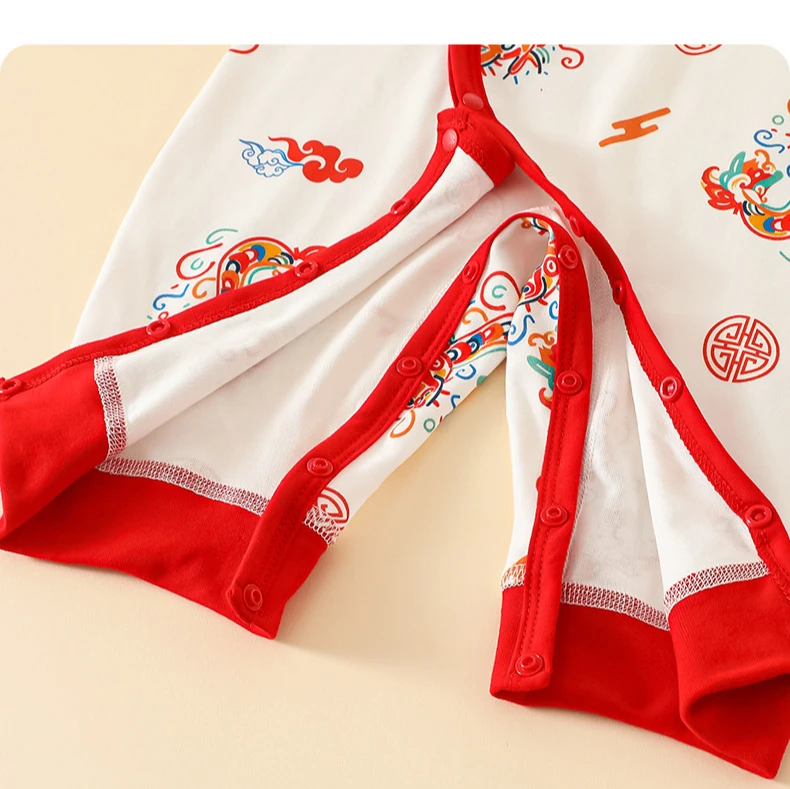 Autumn Baby Rompers for Girls Boys Winter Cute Animal Design Red Christmas 100 Cotton Chinese Full Moon Boneless Hoodie Newborn