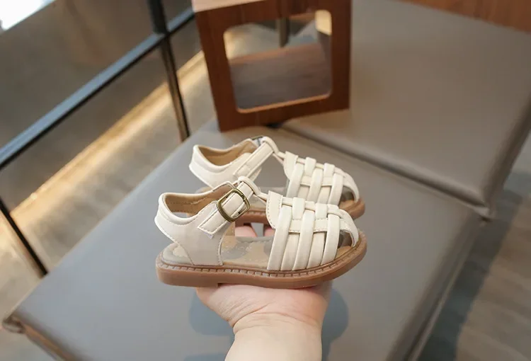Kids Sandals 2025 Summer Sandals for Boy Fashion Children Cut-Outs Beach Shoes Braided Style Causal Walking Flat Sandals