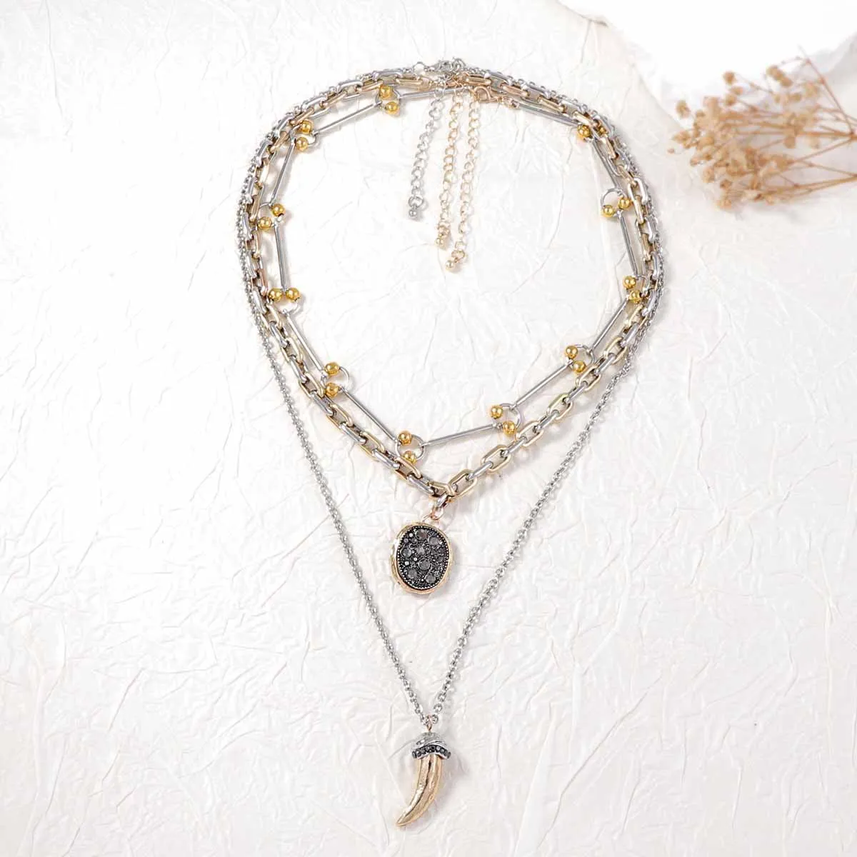 Zvoijio Unique Alloy Animal Horn Three Piece Pendant Necklace