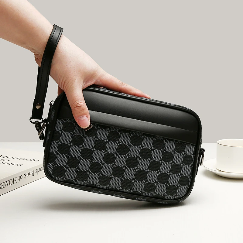 Fashion Business Shoulder Bag PU Leather Men Clutch Bag Wide Strap Crossbody Bag Designer Casual Male Messenger Pack Phone Purse