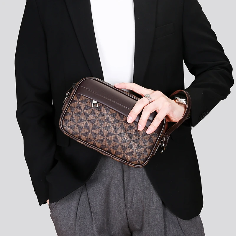 Fashion Business Shoulder Bag PU Leather Men Clutch Bag Wide Strap Crossbody Bag Designer Casual Male Messenger Pack Phone Purse