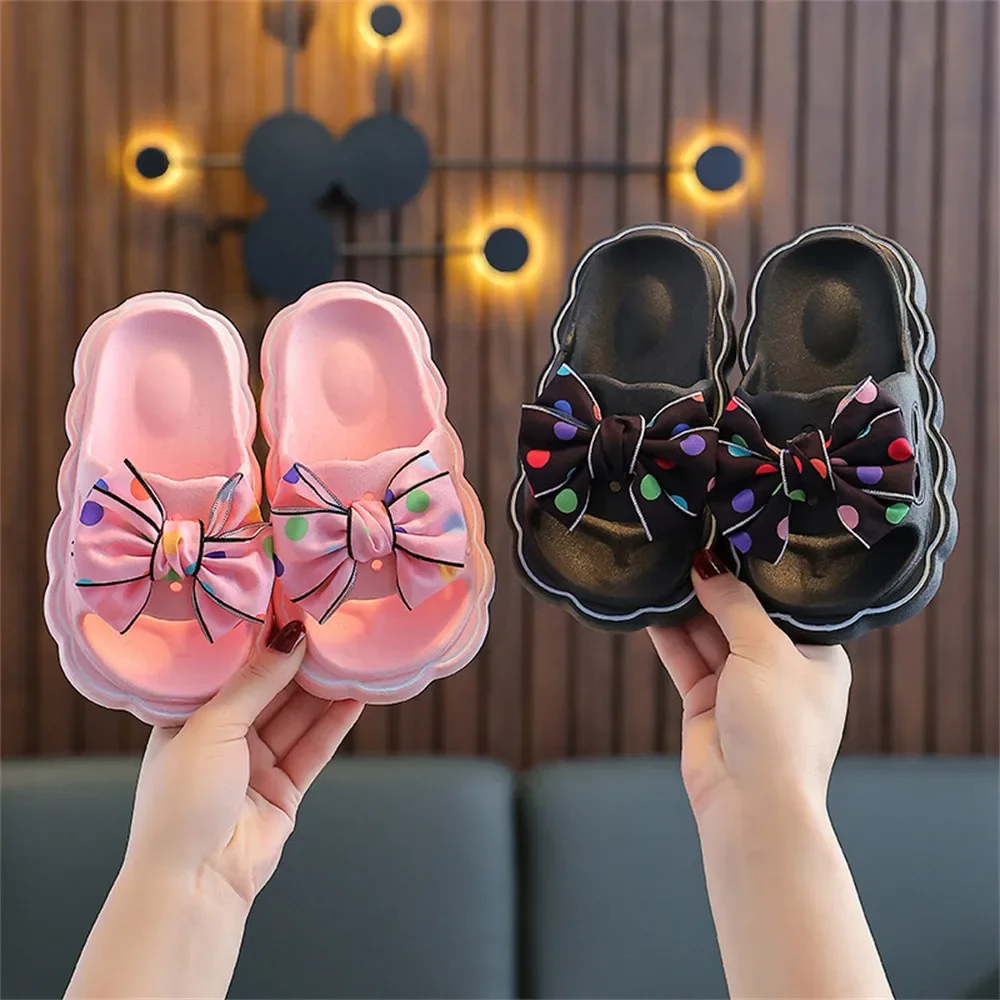 Kids Slippers Spring Autumn Girls Fashion Bow Non-slip Home Slippers Outside Home Thick Bottom Beach Sandals Slippers