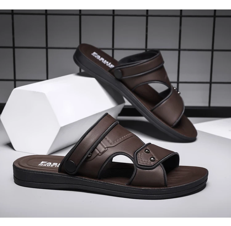 Summer Men's Sandals Leisure Beach Shoes Male Holiday Slippers Outdoor Retro Comfortable Casual Sandals leather Men Slippers