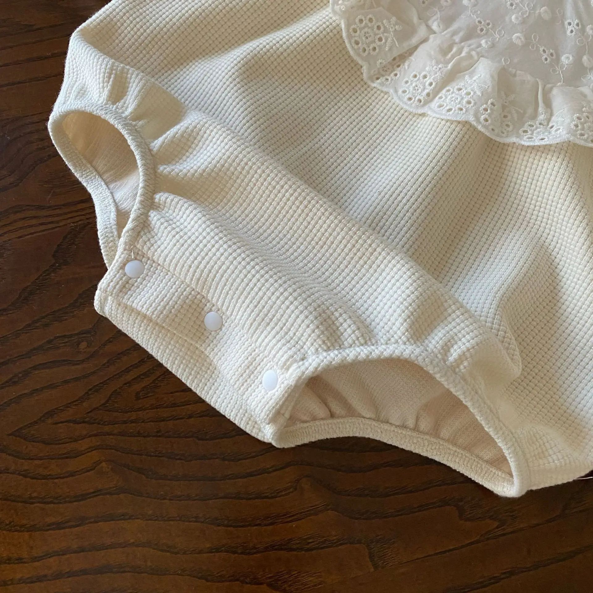 MILANCEL 2024 New Toddler Baby Girls Bodysuit Lace Collar Girls Princess One Piece Infant Waffle Clothes Outfit
