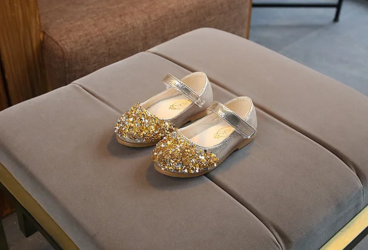 Girls Princess Leather Shoes Spring Autumn Sequins Fashion Children Dance Flats Shoes Fashion Versatile Kids Dress Single Shoes