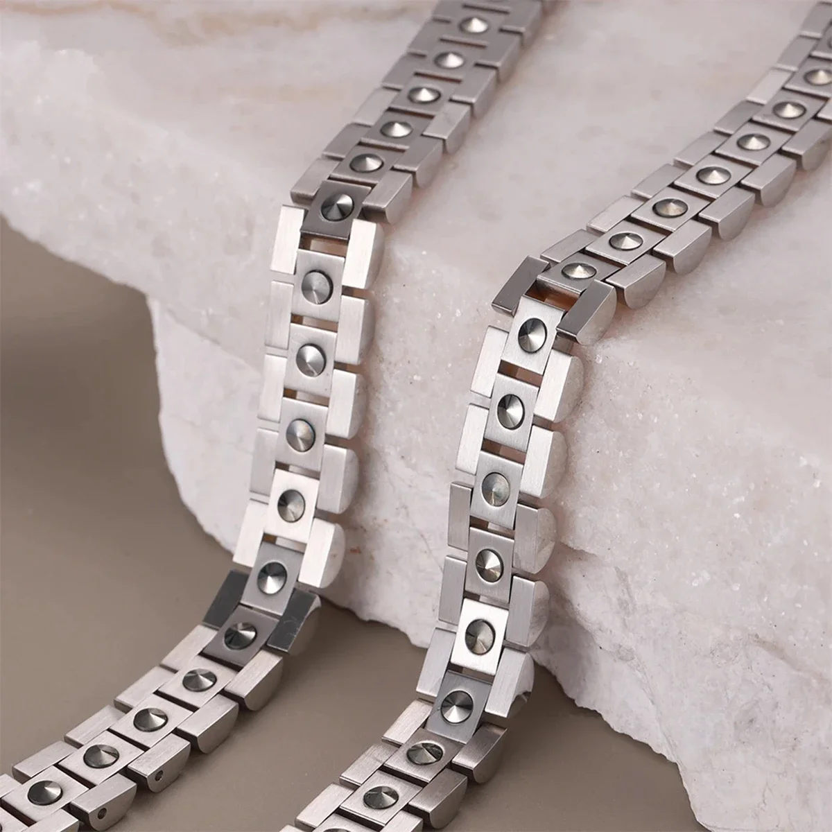 Titanium Steel Hematite Magnetic Energy Link Bracelet Stainless Steel Fashion Jewelry