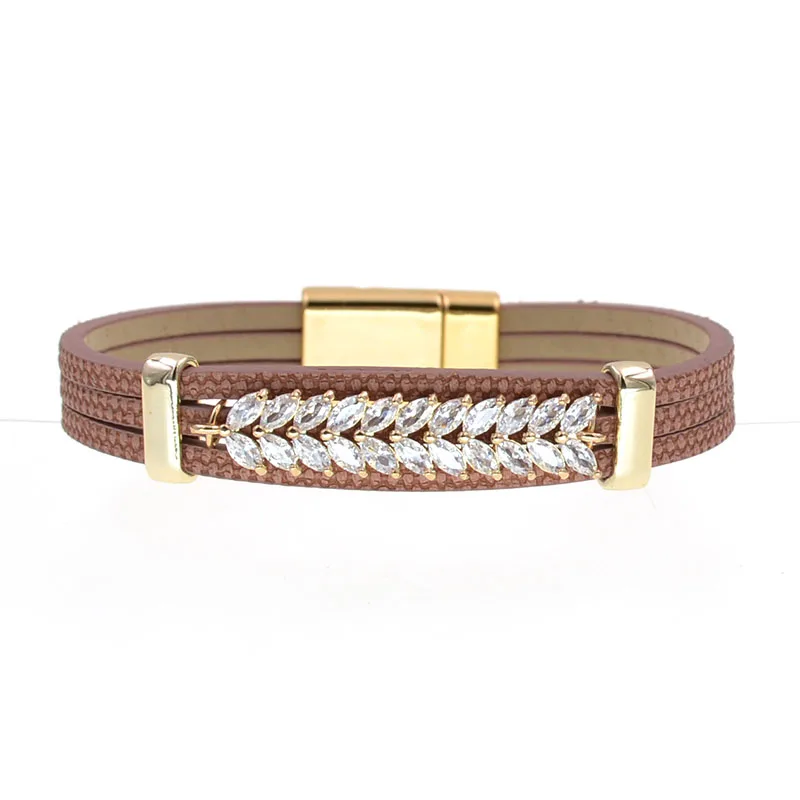 WELLMORE Simple Luxury Glass Leaf Bracelet for Women Magnet Charm Bracelets Leather Bracelet Women Jewelry