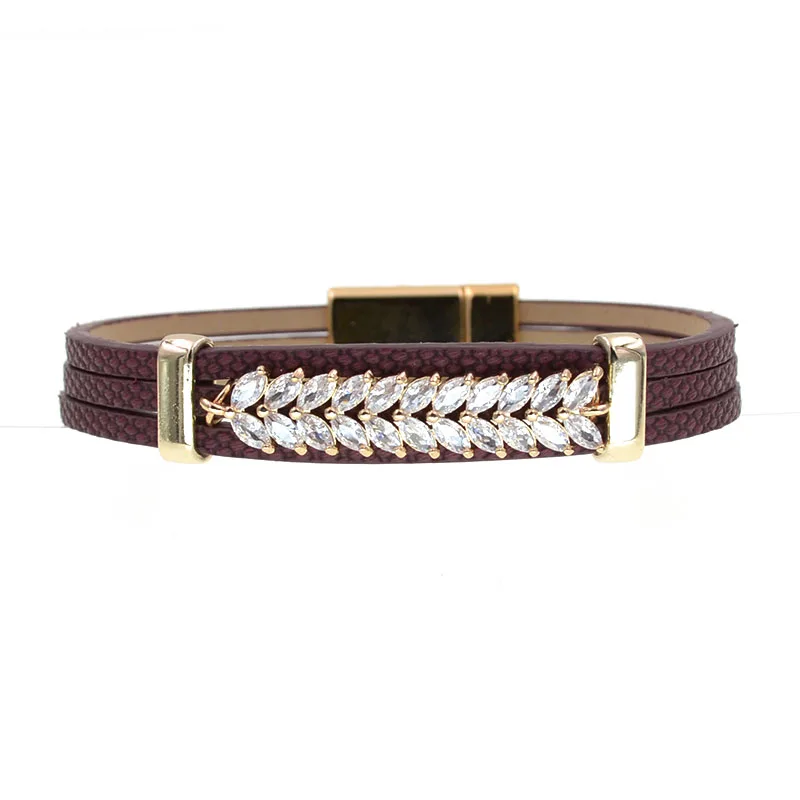 WELLMORE Simple Luxury Glass Leaf Bracelet for Women Magnet Charm Bracelets Leather Bracelet Women Jewelry