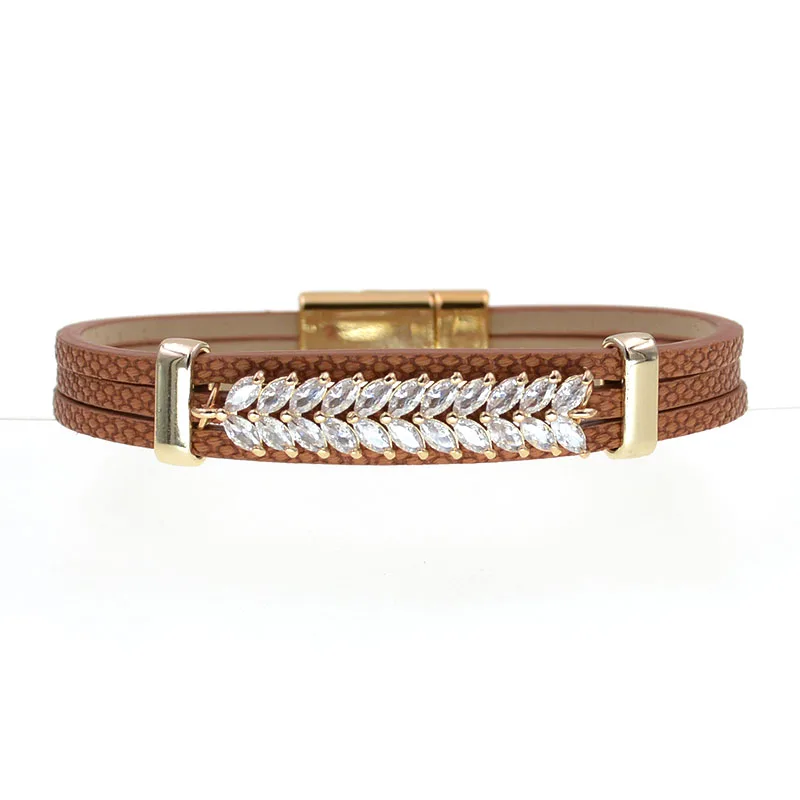 WELLMORE Simple Luxury Glass Leaf Bracelet for Women Magnet Charm Bracelets Leather Bracelet Women Jewelry