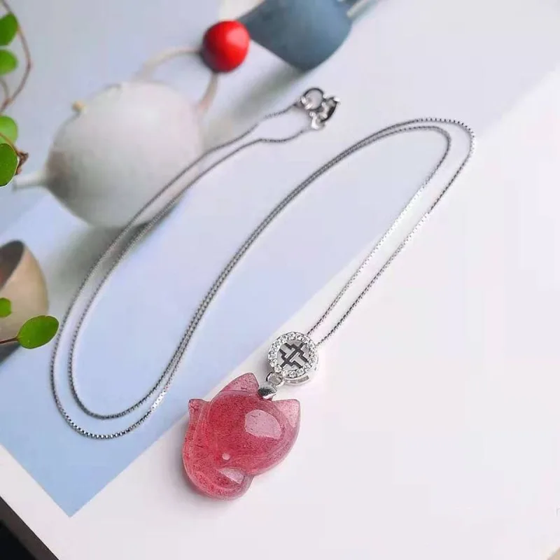 Natural Pink Crystal Strawberry Crystal Little Fox Fairy Women's Lucky Best Friend Pendant Necklace with Collar Chain
