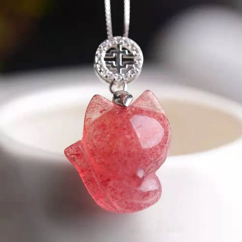 Natural Pink Crystal Strawberry Crystal Little Fox Fairy Women's Lucky Best Friend Pendant Necklace with Collar Chain