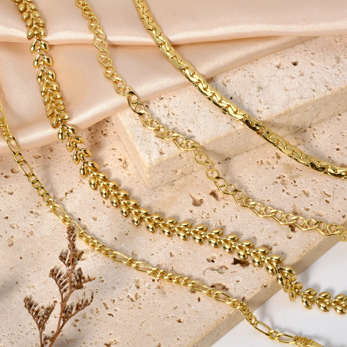 Fashion Jewelry Wholesale Custom DIY 4 Pieces/Set 14K Gold Plated Copper Wheat Chain Charm Bracelet for Women
