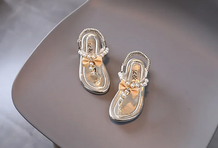 Girls Pearls Sandals Rhinestone Kids Gladiator Sandals Butterfly-knot Princess Children's Sandals Flip Flops Beach Shoes Soft