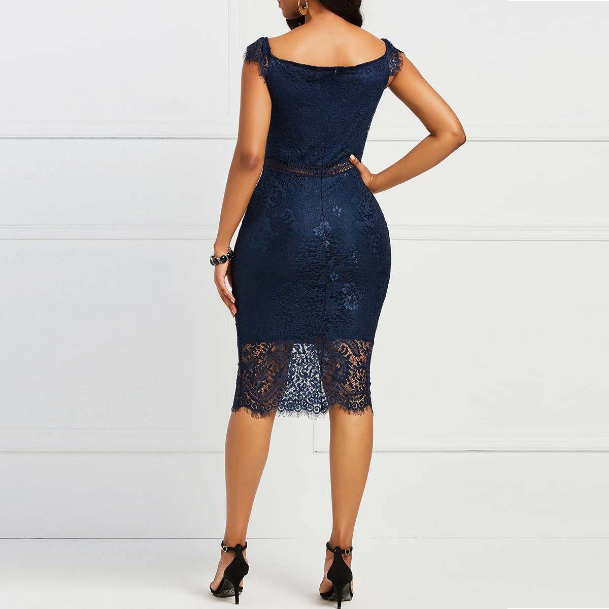 Summer Women Sexy Short-Sleeved V-Neck Lace Dress Casual Women Fashion Slim-Fit Dress