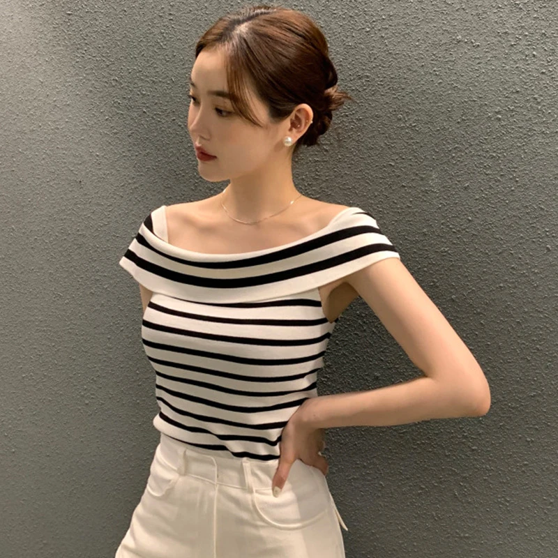 Summer Fashion Stripe Knitted T-shirt Women Sexy Off Shoulder Short Sleeve Slim Top
