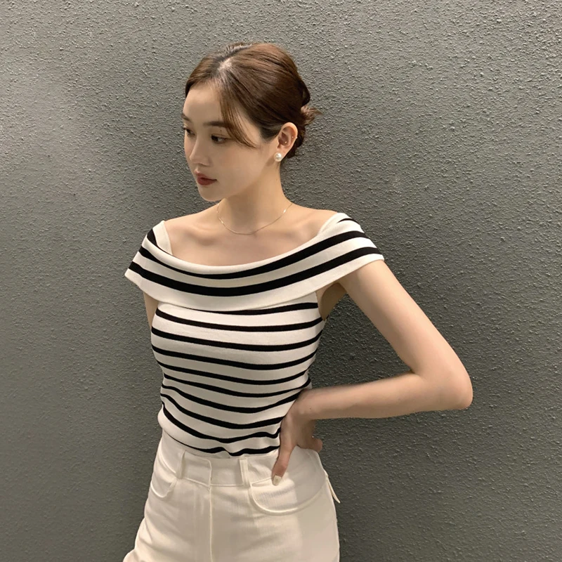 Summer Fashion Stripe Knitted T-shirt Women Sexy Off Shoulder Short Sleeve Slim Top