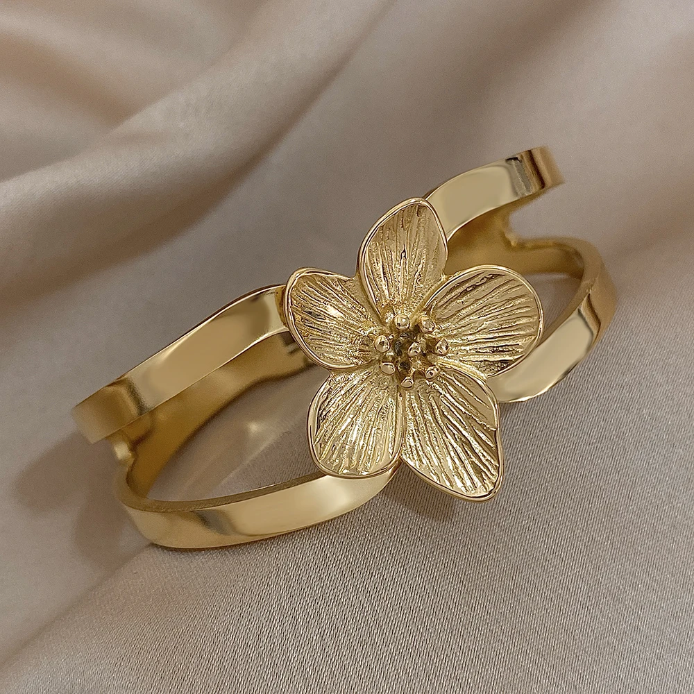 316L Stainless Steel Gold Plated Cuff Bangle Bracelet for Women Fashion Big Flower Chunky Bracelets Waterproof Jewelry