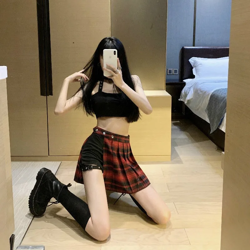 2024 Pleated Girls Gothic Half Skirts Summer Harajuku Punk Style Plaid Irregular Skirts Women Asymmetrical High Waist Black Skir