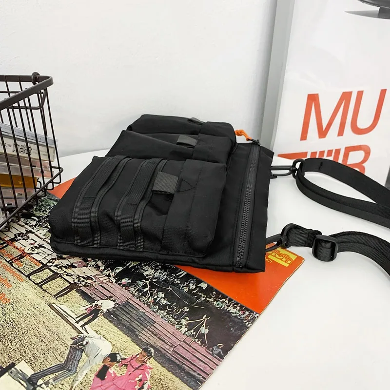 Streetwear Unisex Nylon Tactical Messenger Bags Casual Bullet Bessenger Bag Hip Hop Vest Bag Function Tactics Phone Shoulder Bag