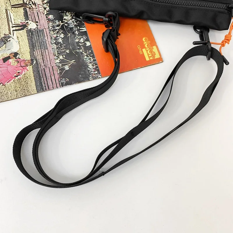 Streetwear Unisex Nylon Tactical Messenger Bags Casual Bullet Bessenger Bag Hip Hop Vest Bag Function Tactics Phone Shoulder Bag