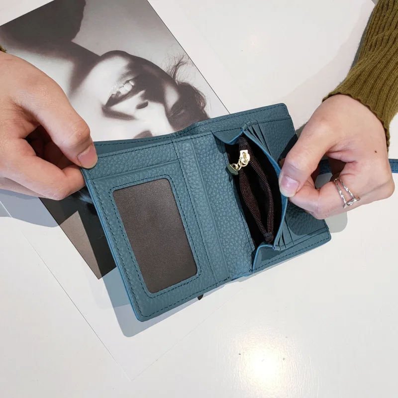 100% Cow Genuine Leather Women's Wallets and Fashion Small Money Bag Luxury Wallet Design Coin Purses Simple Wallet Card Holder