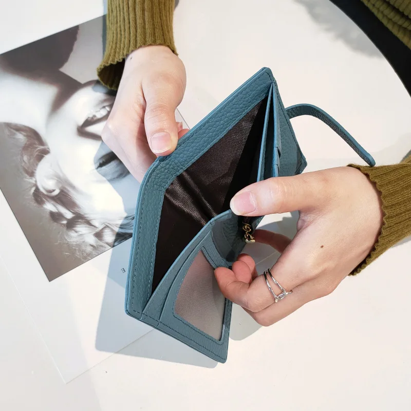 100% Cow Genuine Leather Women's Wallets and Fashion Small Money Bag Luxury Wallet Design Coin Purses Simple Wallet Card Holder