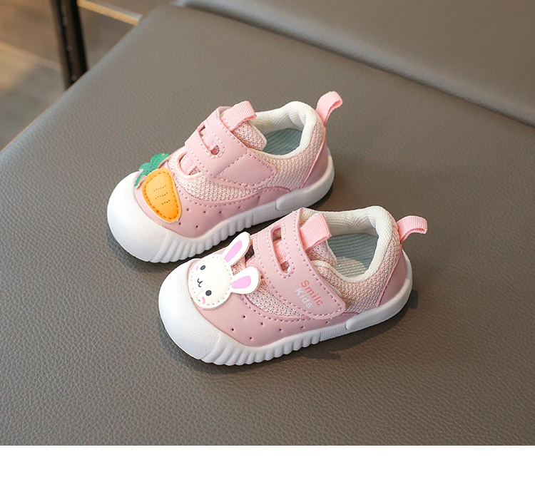 Children's Walking Shoes Red Cartoon Soft Breathable Boys Girls Baby Shoes Khaki Lightweight Kids Baby Casual Shoes Sandals