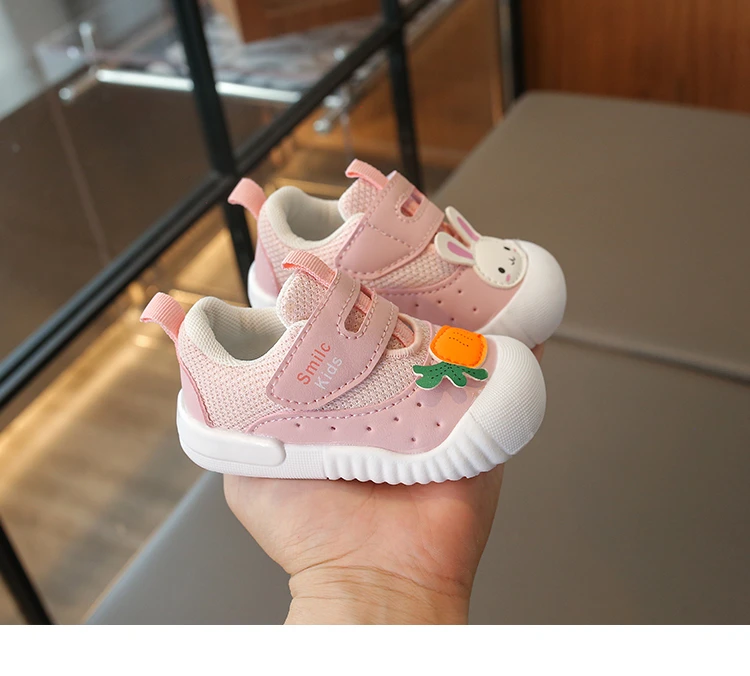 Children's Walking Shoes Red Cartoon Soft Breathable Boys Girls Baby Shoes Khaki Lightweight Kids Baby Casual Shoes Sandals