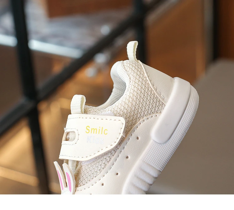 Children's Walking Shoes Red Cartoon Soft Breathable Boys Girls Baby Shoes Khaki Lightweight Kids Baby Casual Shoes Sandals