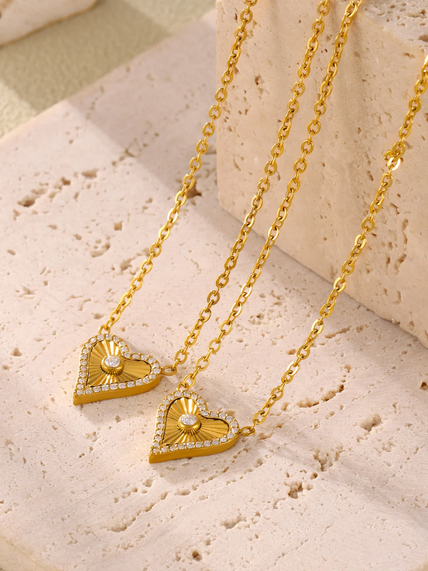 Vintage Heart Pendant Necklace Bracelet For Women Zircon Waterproof Stainless Steel Chain Banquet Daily Jewelry Gift
