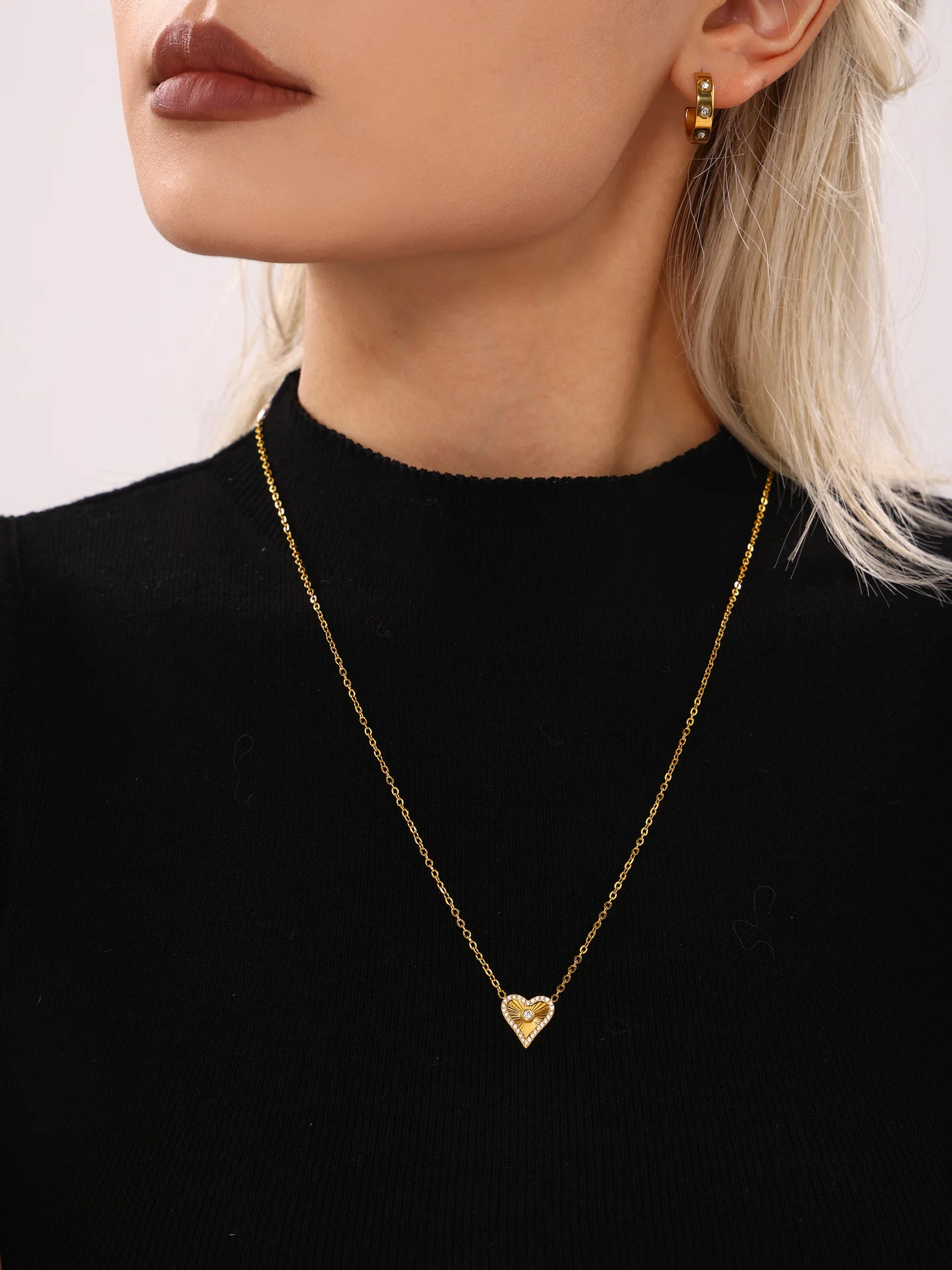 Vintage Heart Pendant Necklace Bracelet For Women Zircon Waterproof Stainless Steel Chain Banquet Daily Jewelry Gift