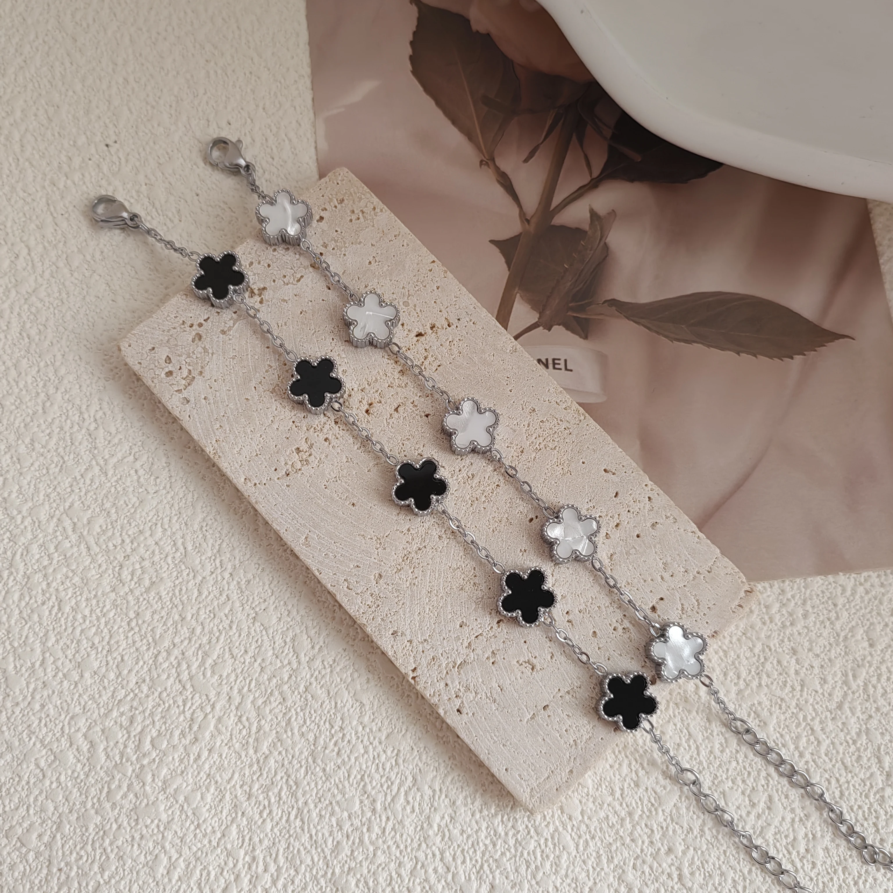 9MM Man Bracelets Double Sided Flowers Luxury Woman Bracelet Christmas Gifts Stainless Steel Bracelet Women Couple Clover