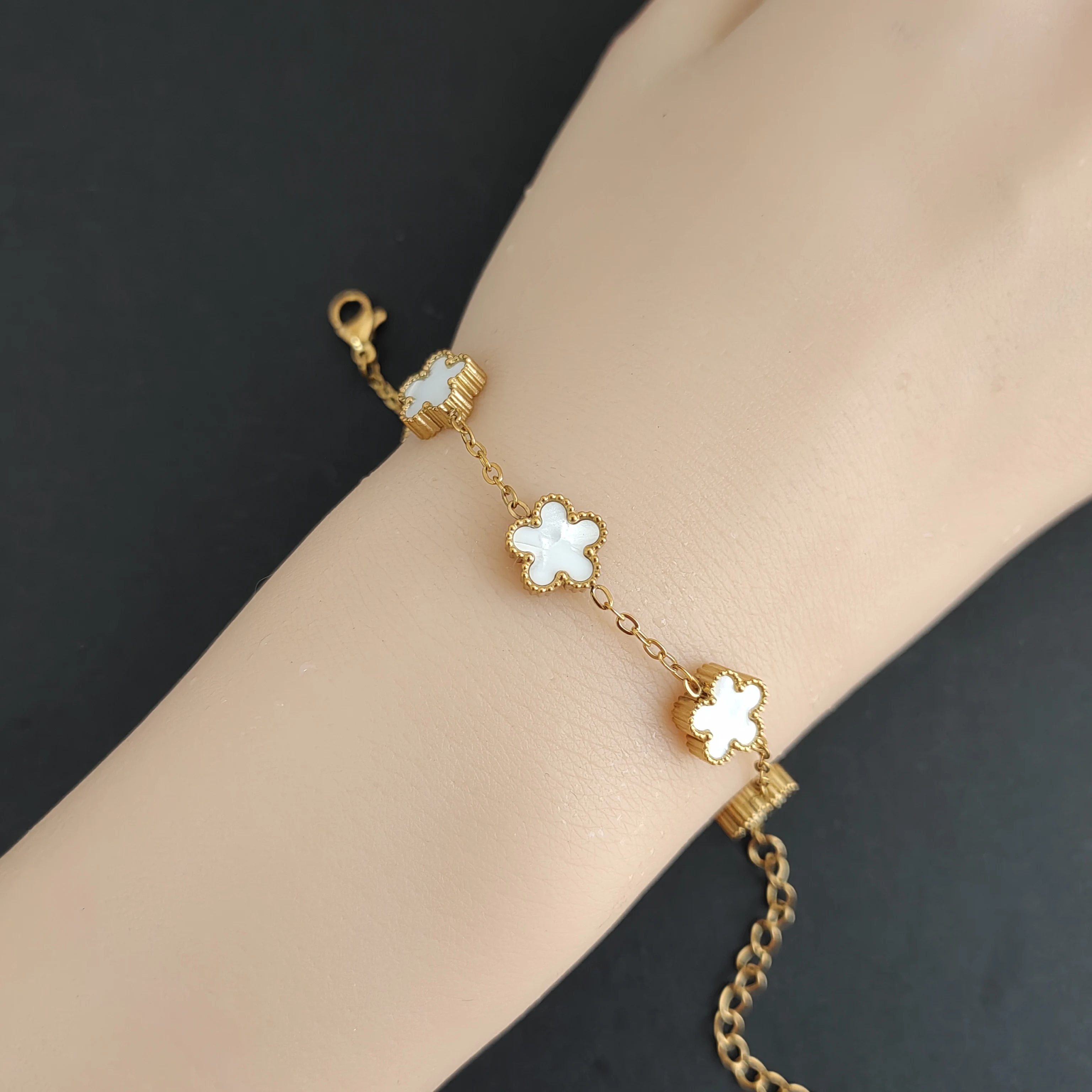 9MM Man Bracelets Double Sided Flowers Luxury Woman Bracelet Christmas Gifts Stainless Steel Bracelet Women Couple Clover