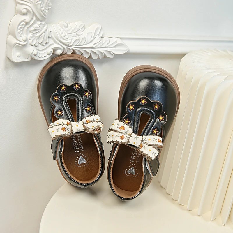 Cute Bow Leather Girls Shoes 2026 New T-strap Oxfords Spring Kids Soft Shoes For Girl School Children Princess Dress Shoes