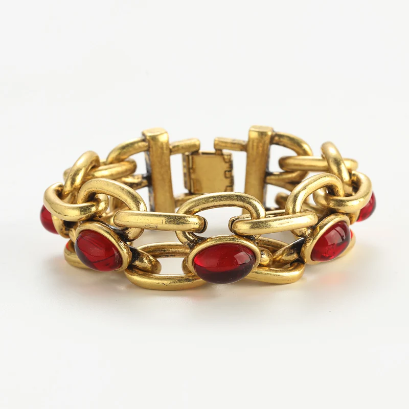 Vintage Oval Red Bracelets For Woman High Quality Gold Color Made Of Natural Stones Charm Girls Wedding Jewelry Bangles Chunky