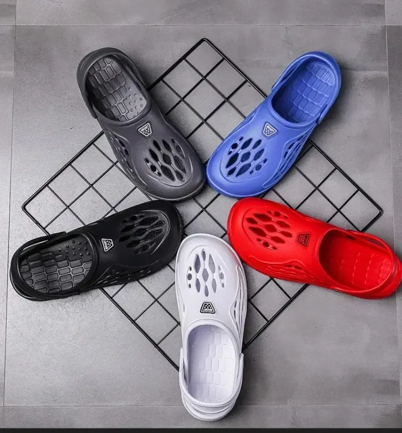 Summer Men and Women Clogs Sandals Men EVA Slippers Garden Shoes Platform Sandals Couple Outdoor House Leisure Slides Men Clog