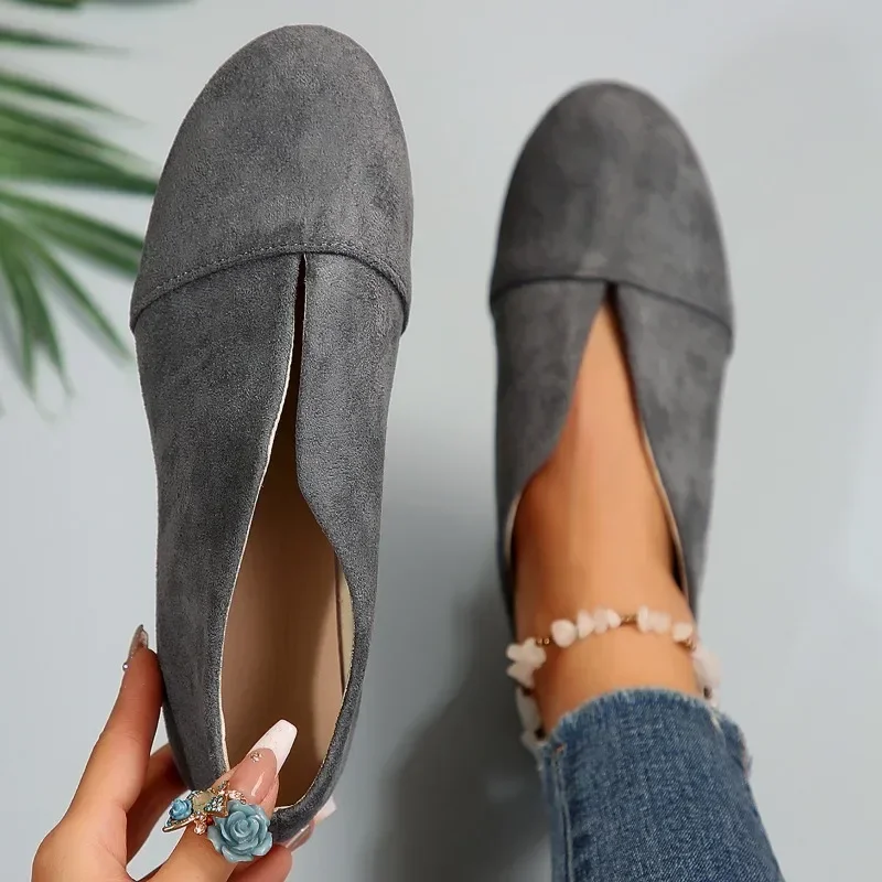 Women's New Slip-on Flat Shoes Outdoor Casual Women's Sewn Round Toe Soft Sole Lightweight Solid Color Flat Low-top Shoes