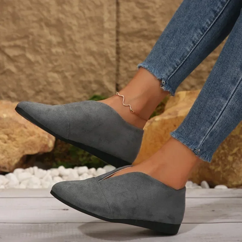 Women's New Slip-on Flat Shoes Outdoor Casual Women's Sewn Round Toe Soft Sole Lightweight Solid Color Flat Low-top Shoes